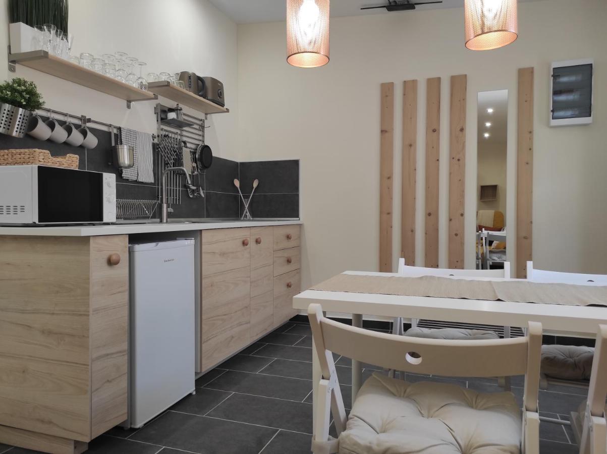 7 Days Apartment Makó エクステリア 写真